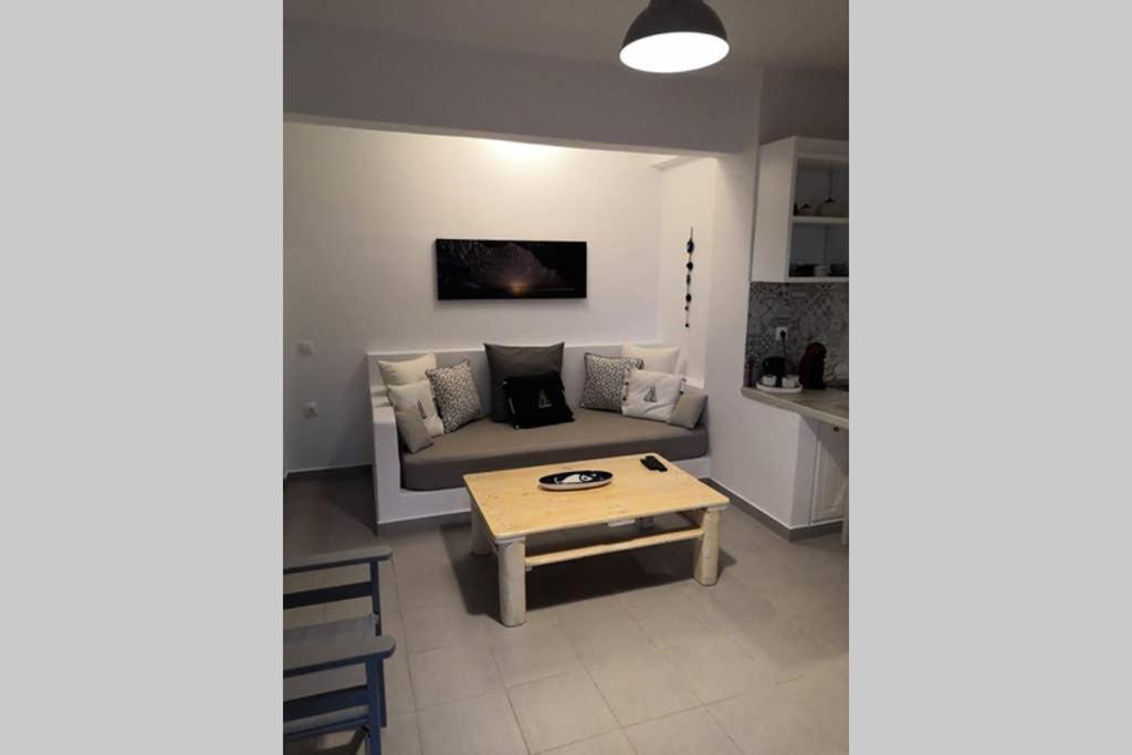 纳乌萨Mariannas House公寓 外观 照片